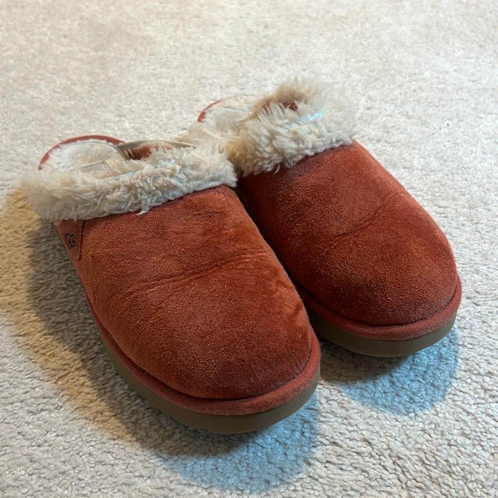 Ugg slippers